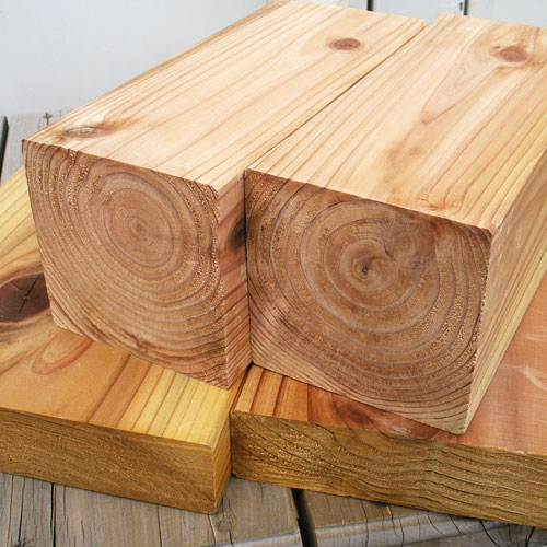 ウッドデッキの防腐木材料